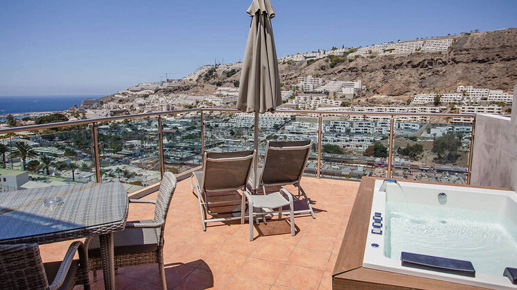 Servatur Casablanca Suites & Spa